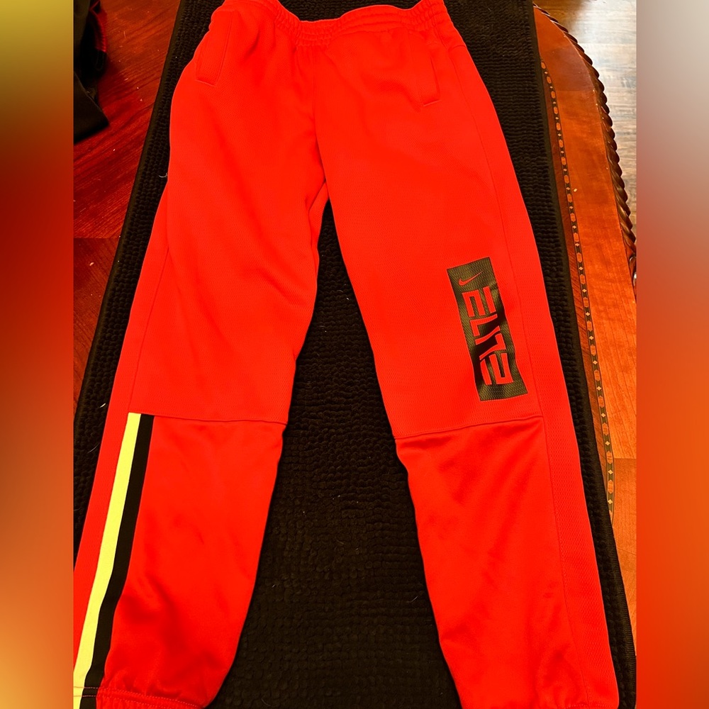 Nike Dri Fit Boys sweatpants